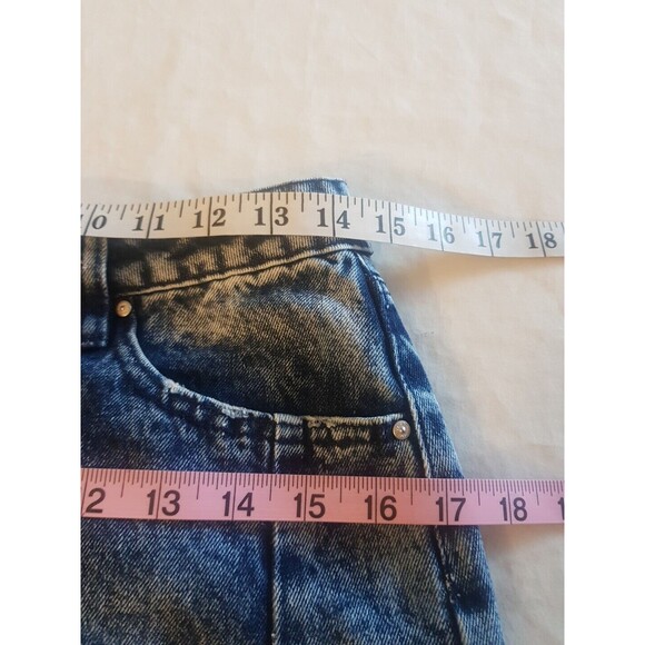 Refuge Womens Skirt Sz Small Acid Washed Button down Denim Mini Distressed Y2k - Picture 12 of 12